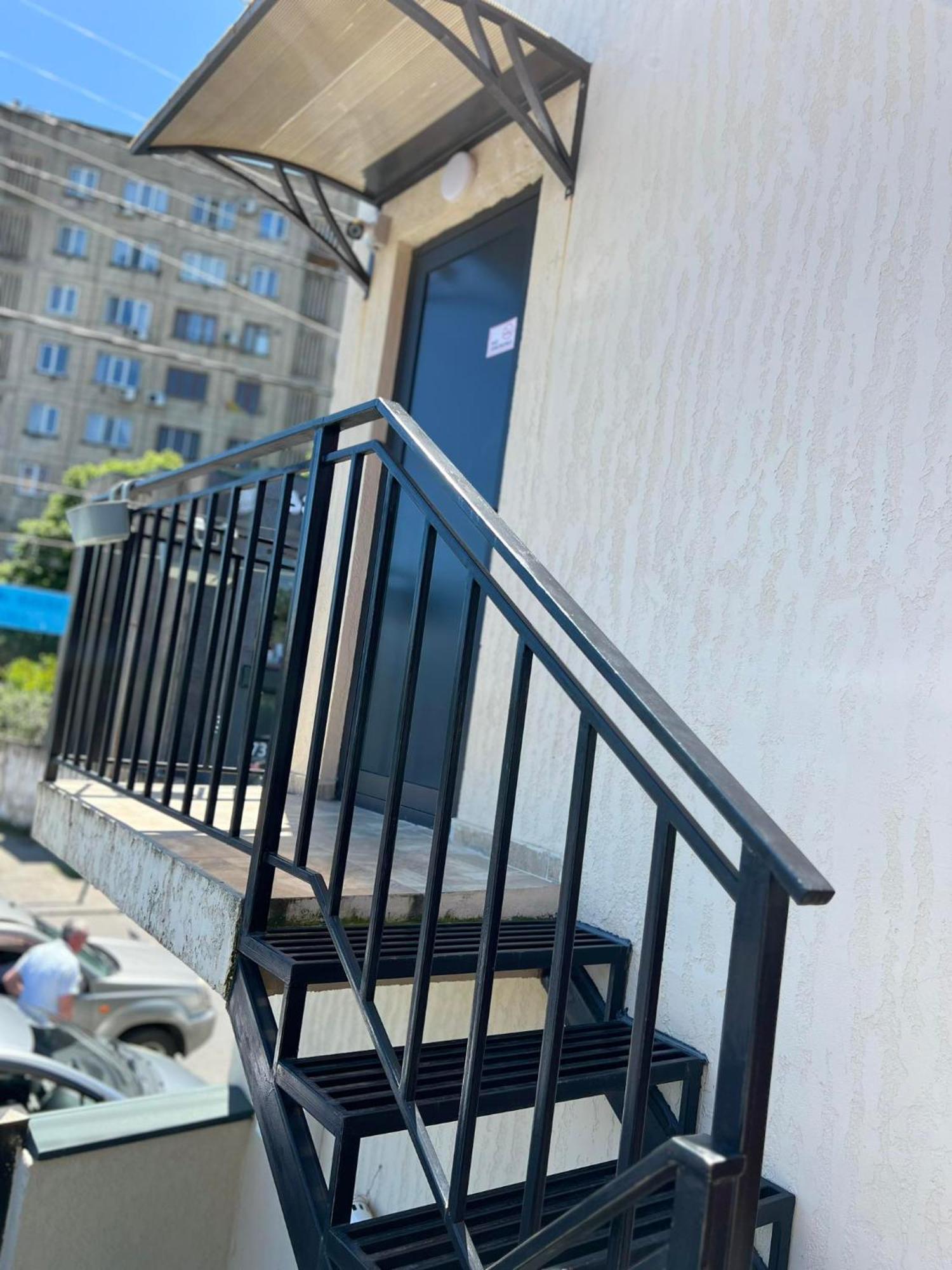 Kutaisi Apartment Екстер'єр фото